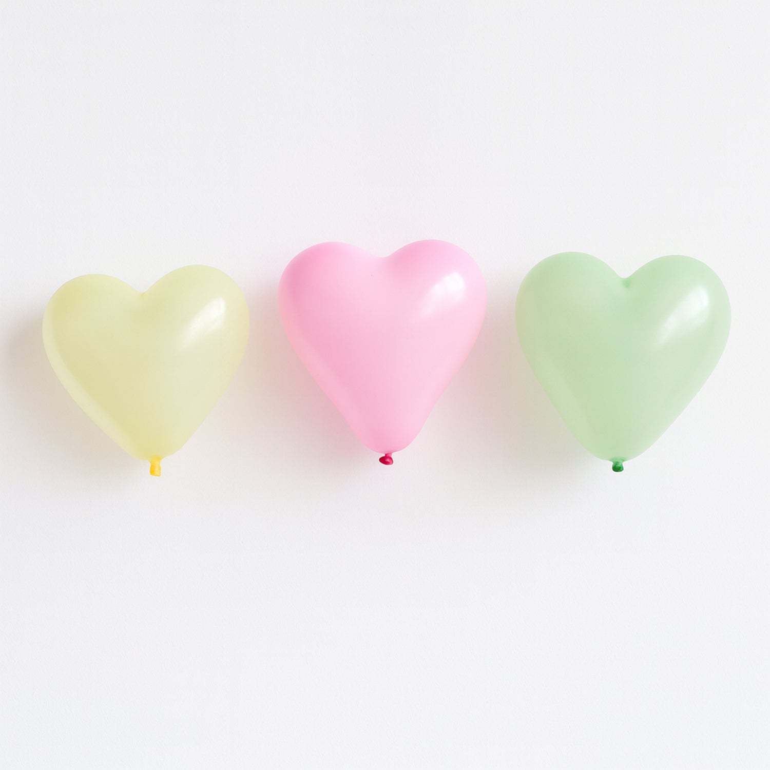 Premium Love Heart Shaped Party Balloon Premium Love Heart Shaped Party Balloon